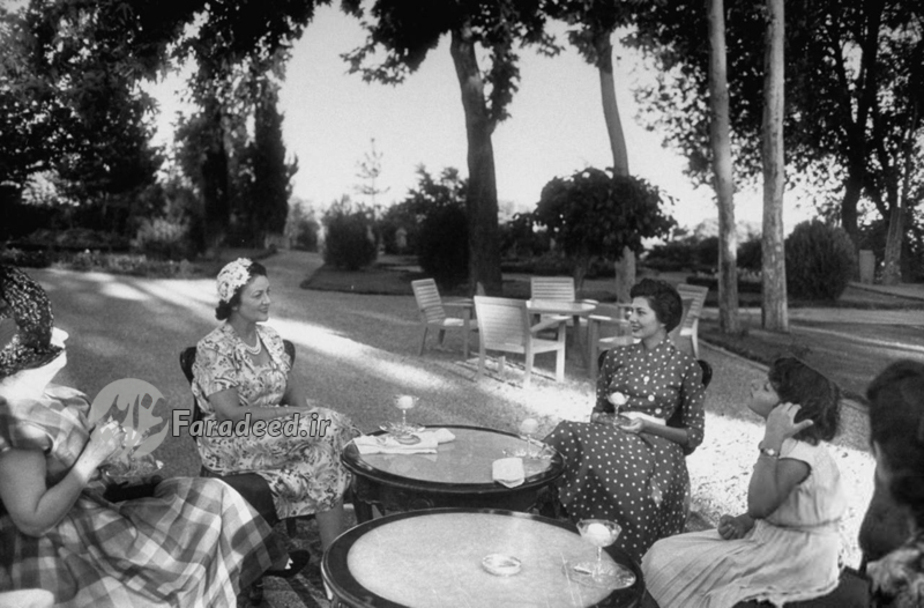 پذیرایی ثریا اسفندیاری از