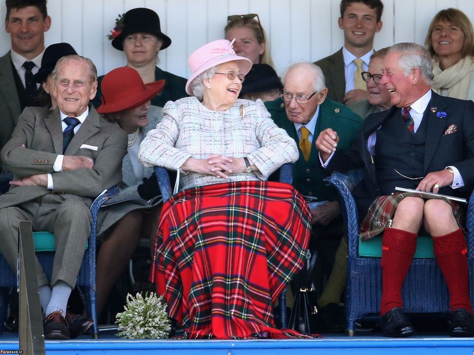 اعضای خانواده سلطنتی انگلیس در مراسم سنتی در اسکاتلند
