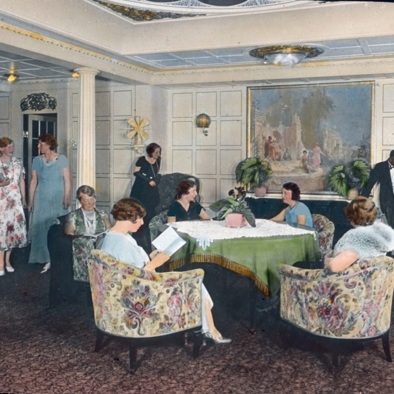 سالن استراحت کلاس درجه یک 