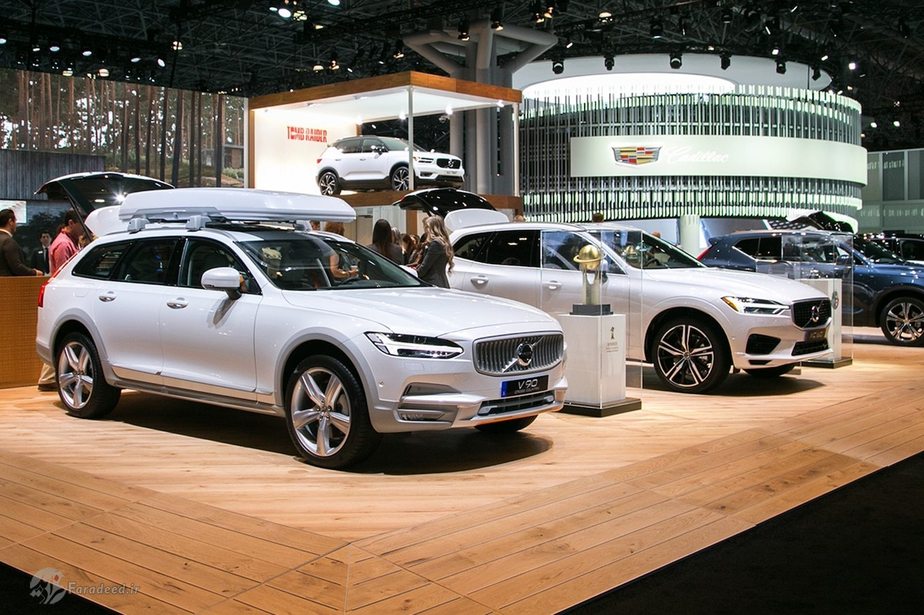 خودروی برتر سال 2018 یعنی ولوو ایکس‌سی60 که در کنار مدل وی90 جا خوش کرده است