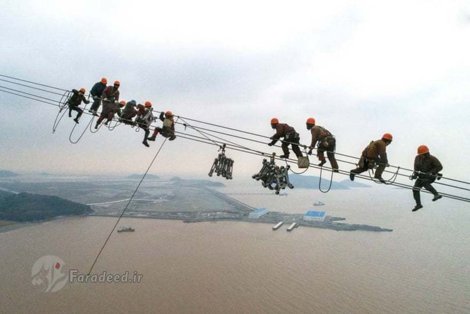 اتصال کابل‌های برقی در ژجیانگ چین