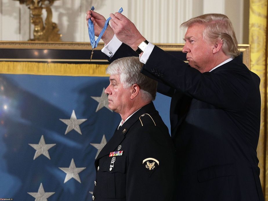 اهدای مدال به عضو سابق ارتش در کاخ سفید