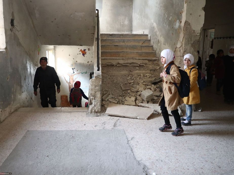 دانش‌آموزان سوری در مدرسه