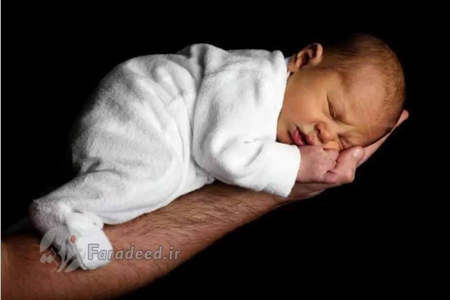 نوزادان می‌توانند در هفت ماه اول زندگی همزمان نفس بکشند و قورت دهند. 