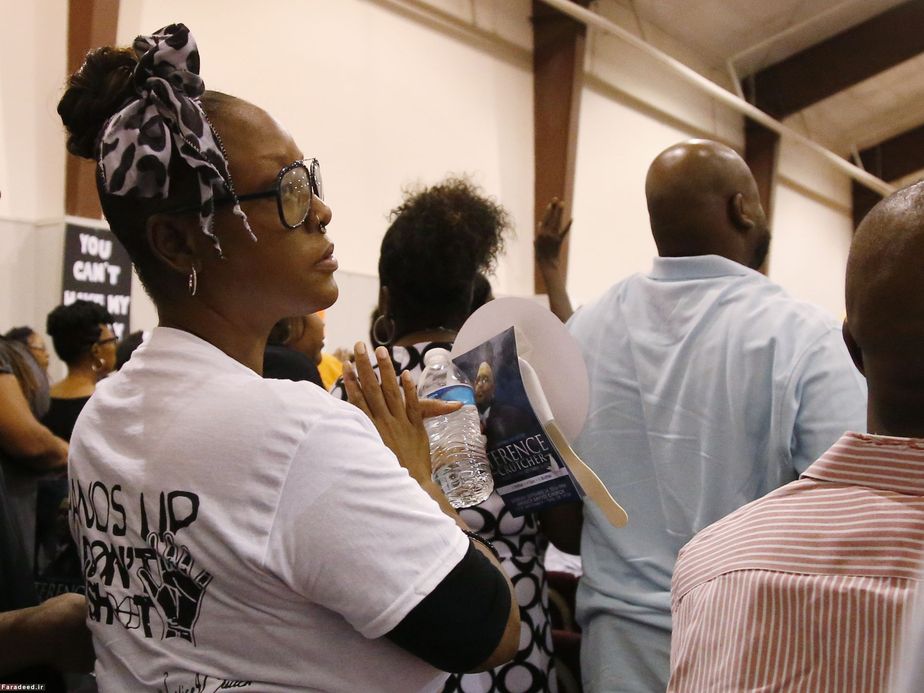 مراسم تشییع یکی از سیاه‌پوستان کشته شده توسط پلیس آمریکا