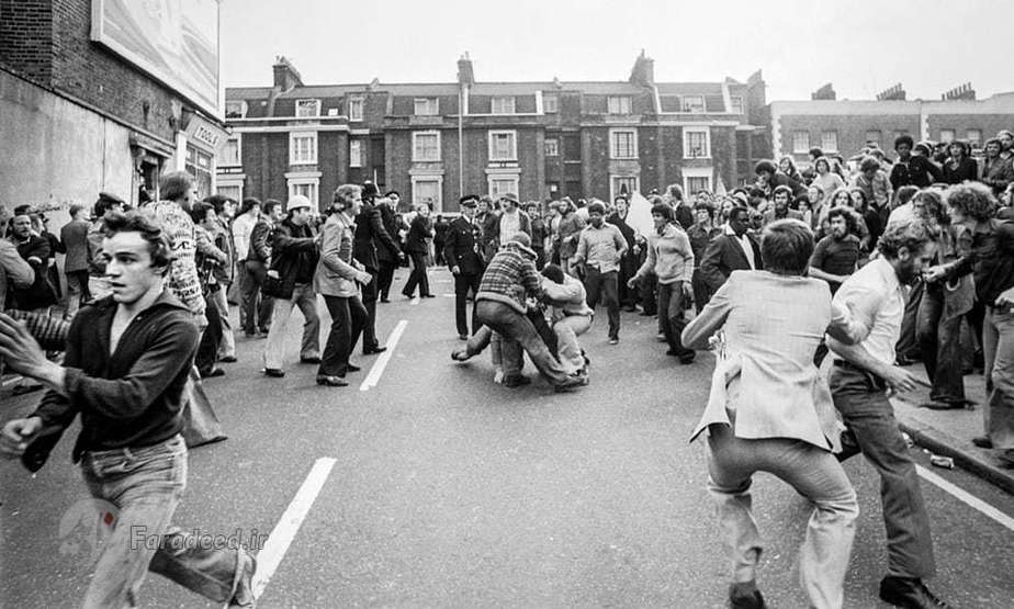نزاعی سخت بین دو گروه. این نزاع، خشونت بارترین رخداد پس از جنگ جهانی دوم در لندن بود.