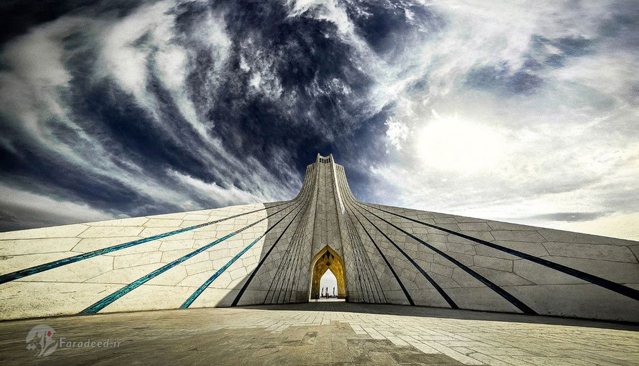 برج آزادی در تهران