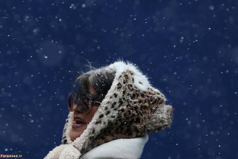 بارش برف در میدان تایمز نیویورک