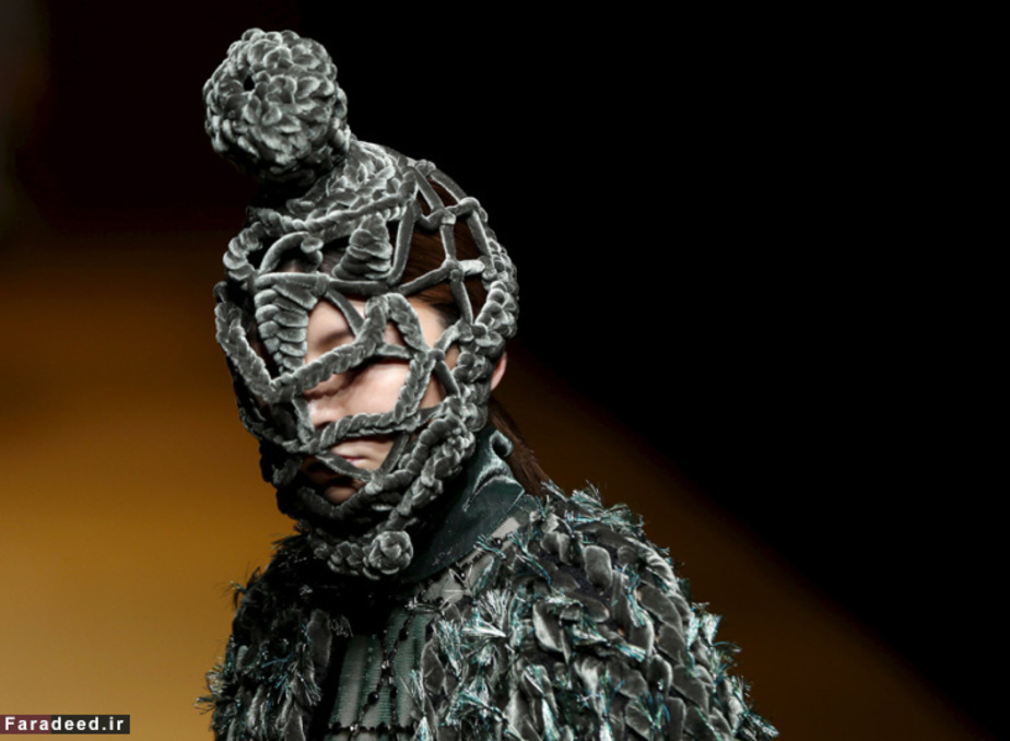 پوشش عجیب ویتنامی مدلی در هفته مد توکیو