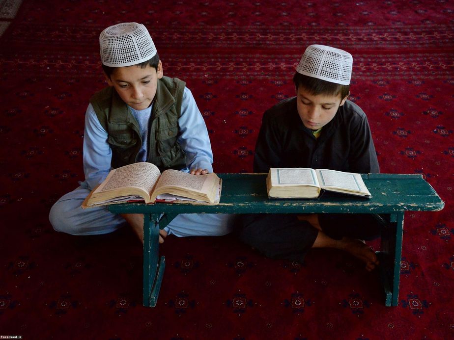 کلاس قرآن کودکان افغانستانی